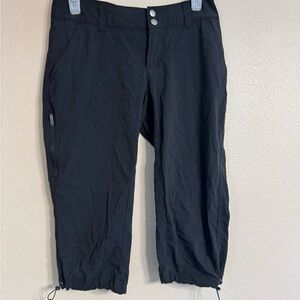 Columbia Black Capri Pants